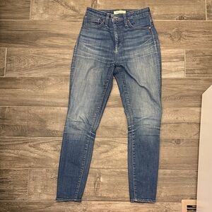 Madewell Women's Curvy High Rise Skinny Jeans in Medium Faded Blue